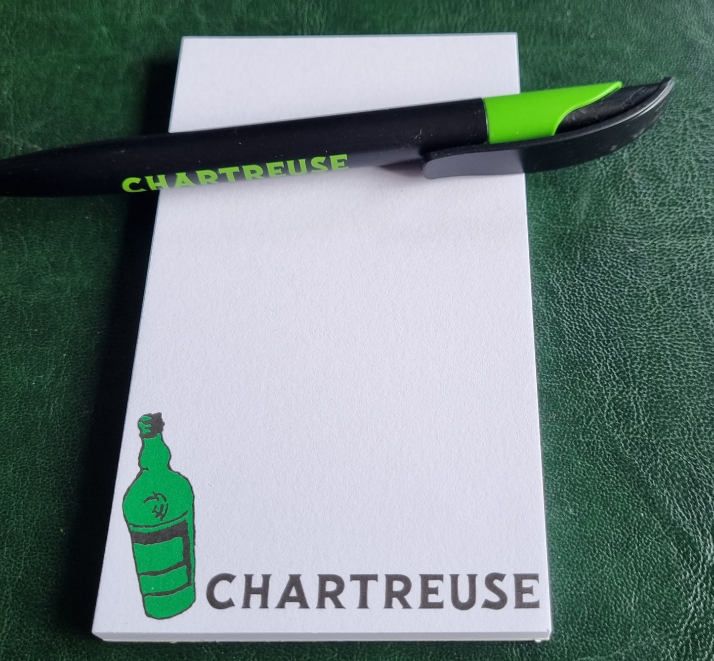 Stylo noir et vert