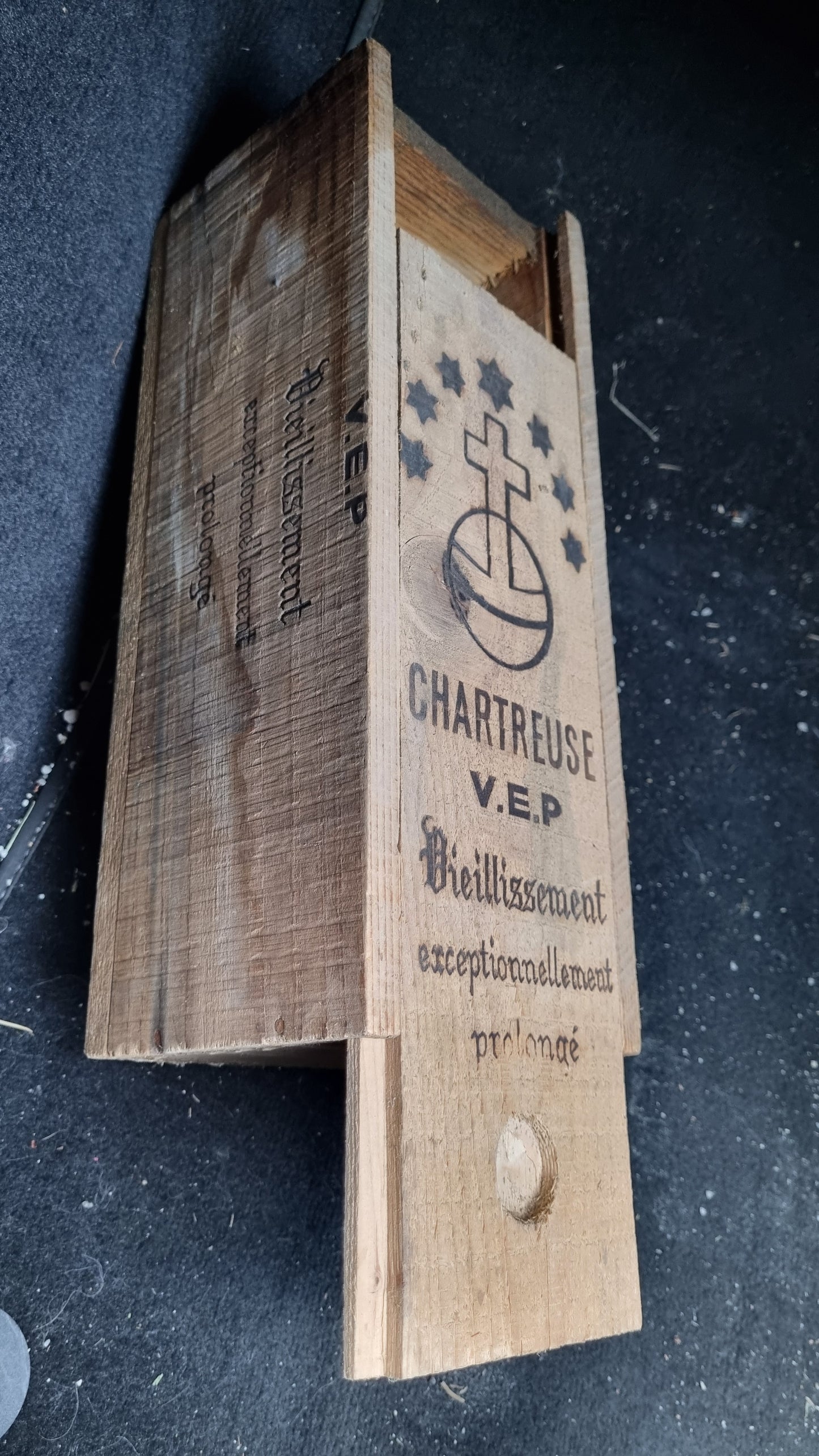 Boîte bois VEP 50 cl.